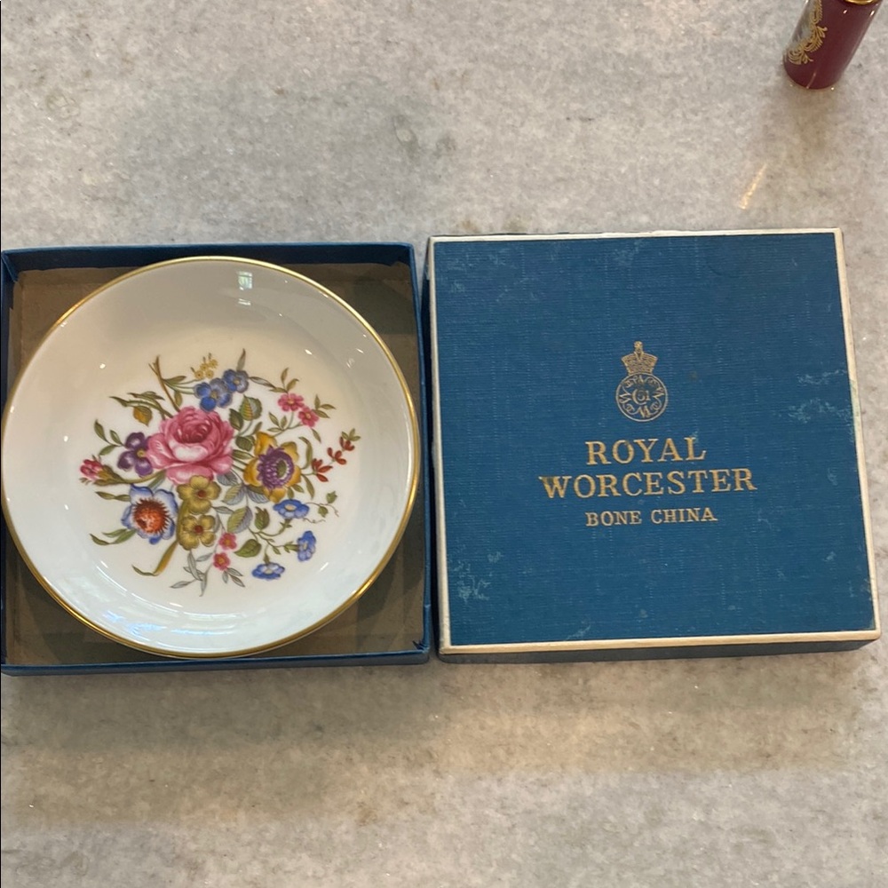 Royal Worcester White Bone China Ring Plate